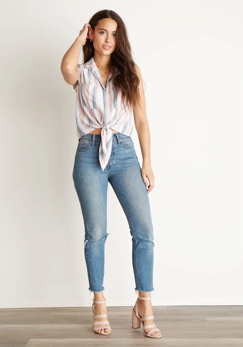 BELLA DAHL - Seeveless Frayed Tie Up Button Down in Sunset Stripe