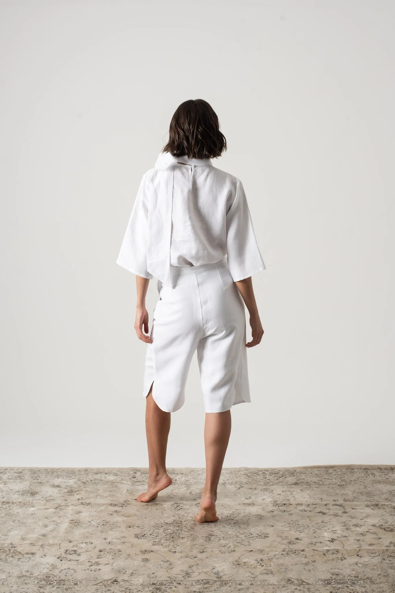 Jager Bermuda Linen Shorts White