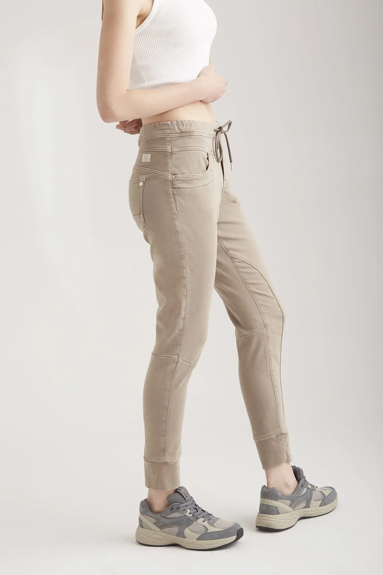 Mila Mid Waist Jogger 5 Pocket Ankle Pants Moon Rock