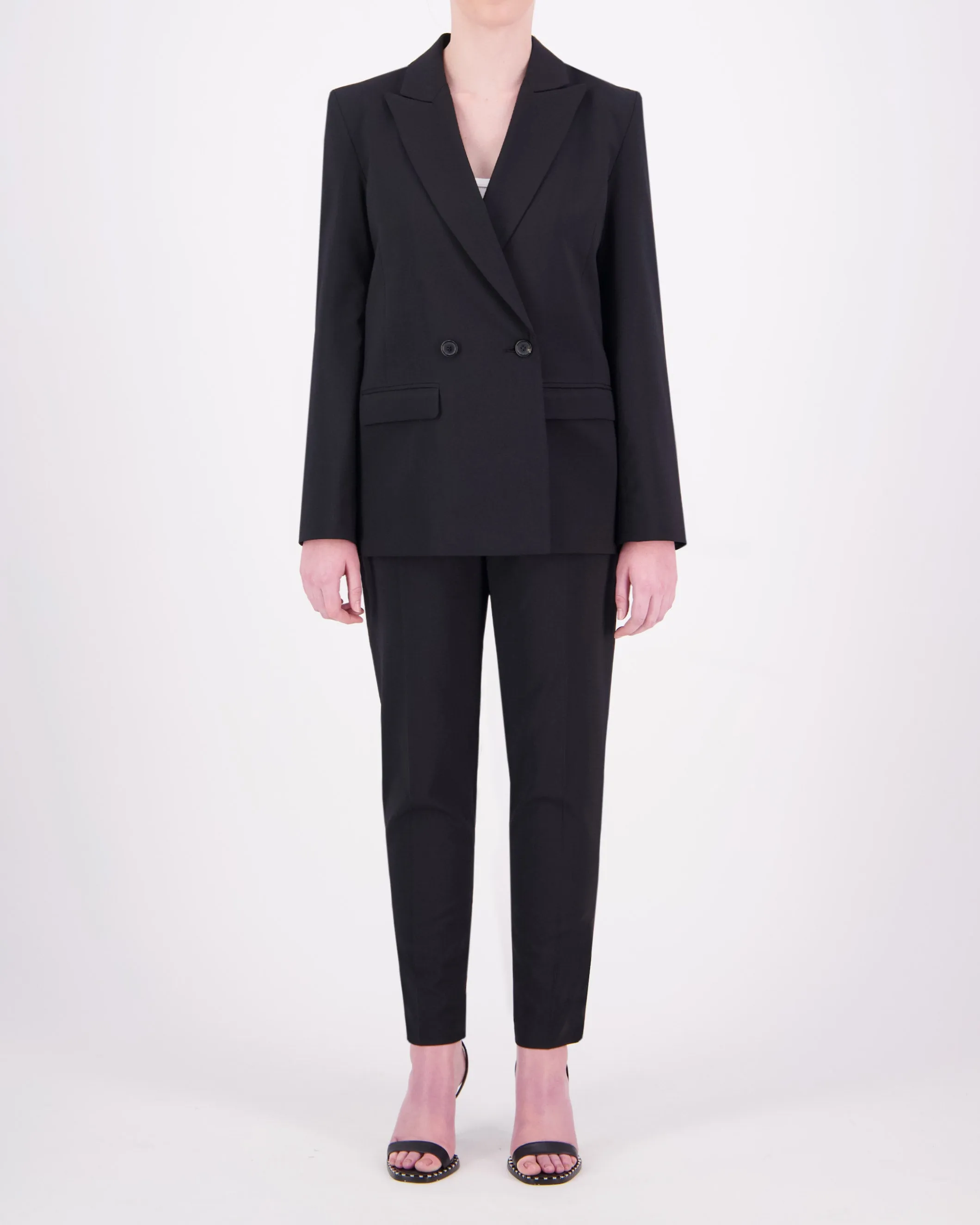 Sure! Here’s an optimized title for the product Rae Blazer:

Chic Womens Rae Blazer - Stylish Tailored Jacket for Elegant Office and Casual Wear 

Feel free to let me know if you need further modifications or options!